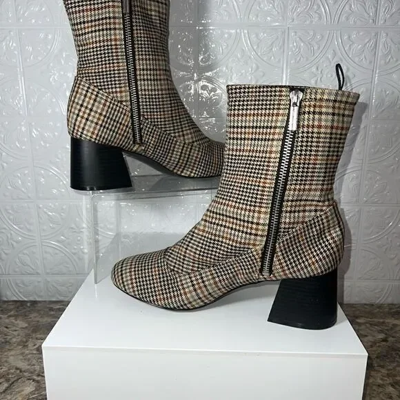 NWT Monki Houndstooth Boots - Picture 3 of 8